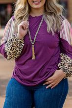 Load image into Gallery viewer, Plus Size Purple Striped Block top
