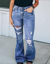 Load image into Gallery viewer, Denver bell Jeans
